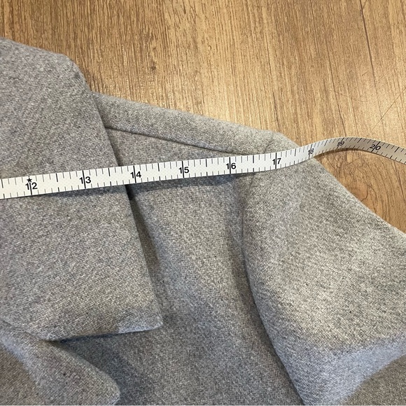 Hollister Winter Long Wool Coat - Picture 4 of 9